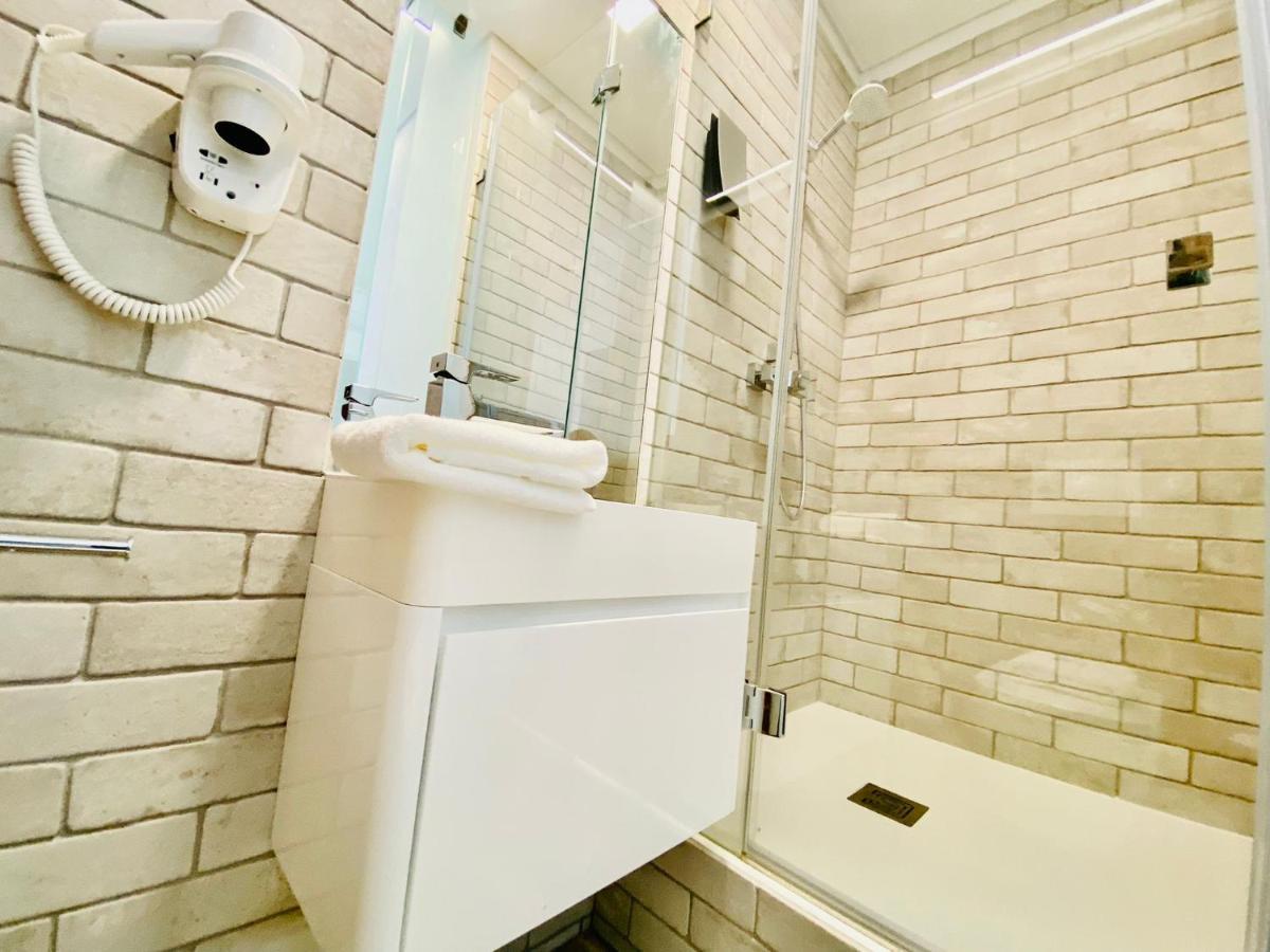Gloria 10 Deluxe Bed & Breakfast Lisboa Dış mekan fotoğraf